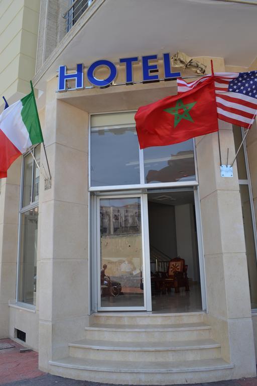 Hotel La Place Эль-Джадида Экстерьер фото
