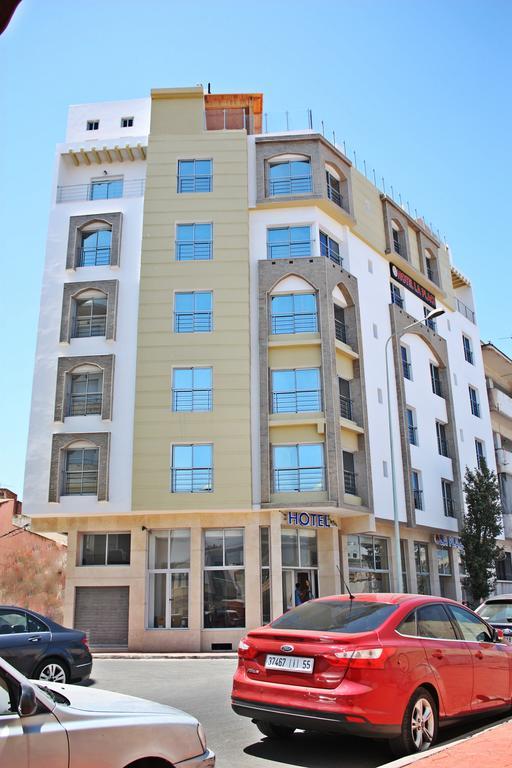 Hotel La Place Эль-Джадида Экстерьер фото